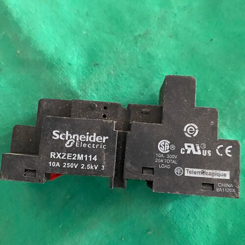 议价施耐德Rxze2m114中间继电器座分离式插座小型继电器混合式底