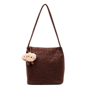 复古麂皮绒托特包女大容量通勤单肩包高级感水桶包