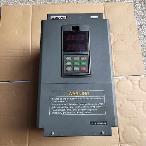 议价四方变频器E3804T0110G0150P维修