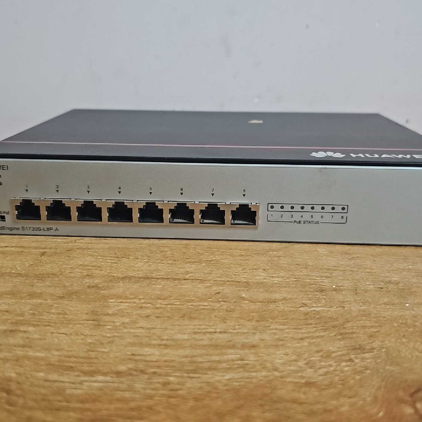 议价HUAWEI八口全千兆POE交换机S1730S-L8P-
