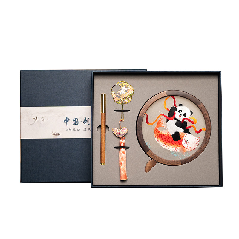 刺绣创意礼品苏州绣美国风新中式