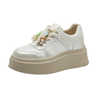 厚底女鞋2025新款秋季真皮时尚休闲鞋轻便舒适串珠百搭松糕底板鞋