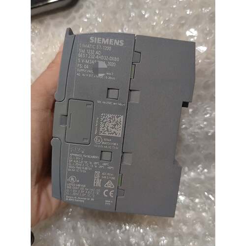 〔议价-可维修〕PLC 型号1200 232-4hD32-0xb0 工业自动化备件
