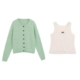 微胖女生穿搭韩系绝美小套装大码冬装胖mm针织开衫蕾丝背心两件套