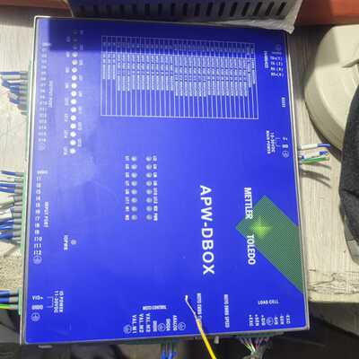 溢价-METTLER TOLEDO控制器APW-DBOX，成色很新