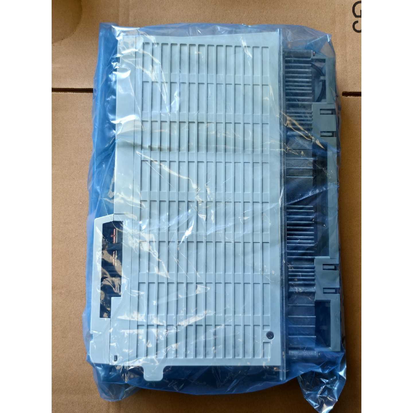 议价三菱伺服驱动器 MDS-C1-SP-37 库存货,无包装 ,