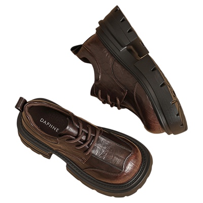 达芙妮牛津鞋女复古风