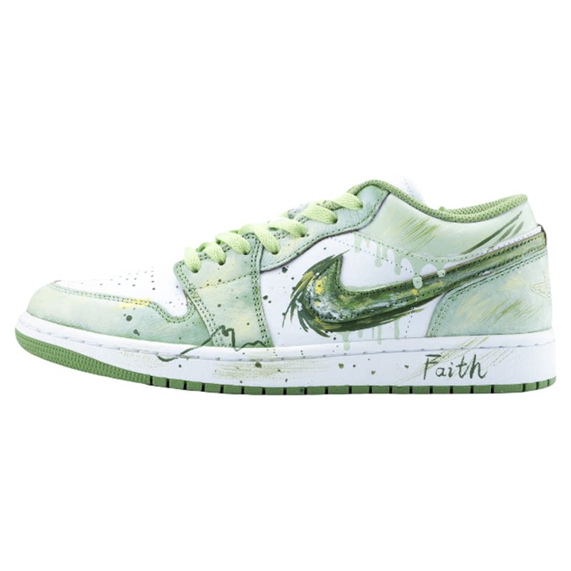 NikeCourtBorough低帮板鞋