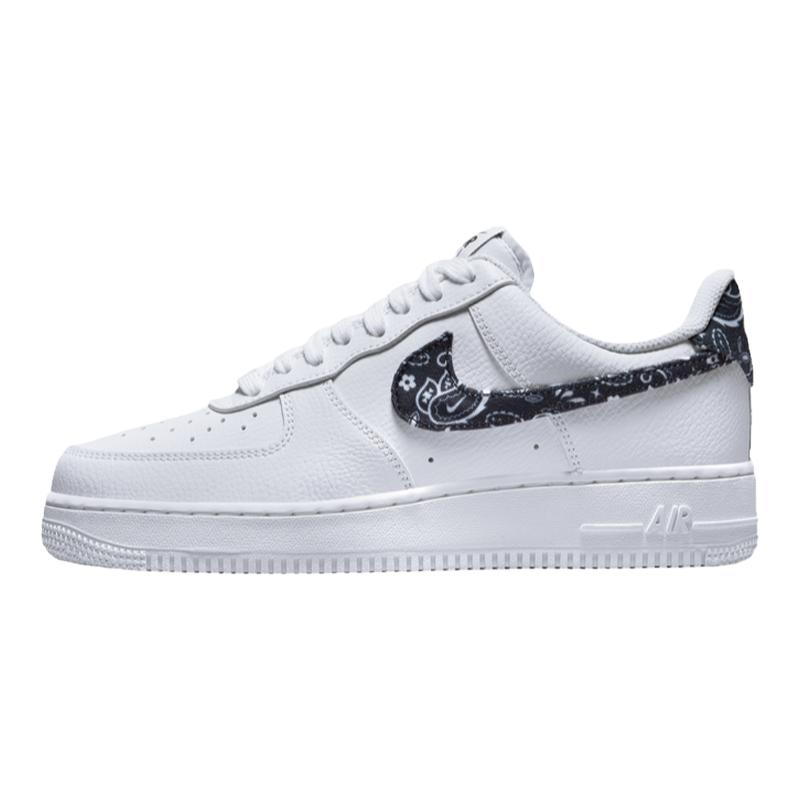 Nike耐克官方AIR FORCE 1女子空军一号运动鞋夏季胶底板鞋DH4406