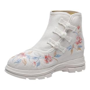 秋冬加绒款民族风绣花鞋古风汉服学生舞蹈鞋老北京布鞋女短靴