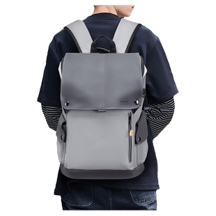 马克华菲双肩包男新款旅行背包通勤大容量电脑包高级感休闲女书包
