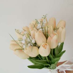 ig风新娘结婚手捧花仿真花领证拍照摄影旅拍道具郁金香手工花束