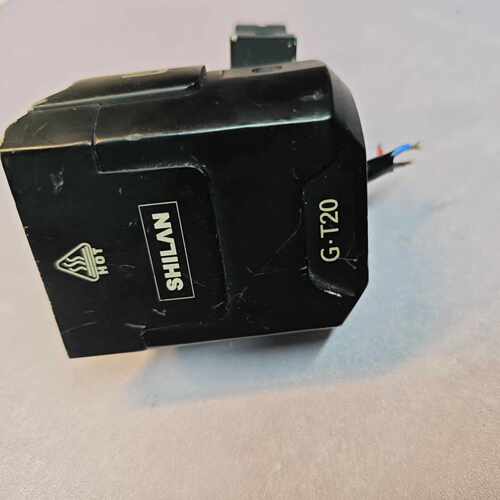 【议价】石栏gt20射灯一个，没有任何配件，东西功能正常，灯很亮