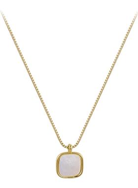 轻奢贝壳方形项链女2024年新款爆款配饰小众设计锁骨链高级感颈链