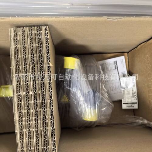 议价全新现货SH30553P12A2100Schneider伺服驱动器全新现货质保1