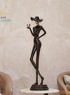 新疆包邮创意设计艺术人物摆件抽象高级档入户壁龛竖高客厅落地雕