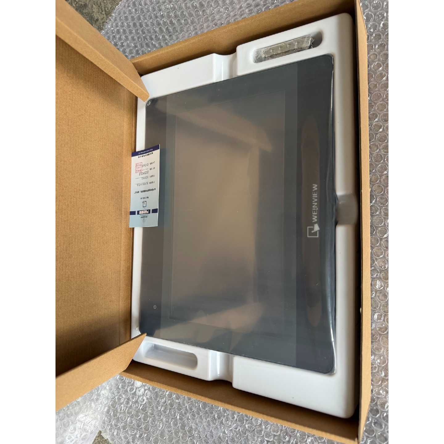 议价威纶通MT8106iQ触摸屏，未拆封，原包装，10寸屏，图片