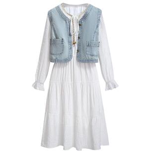 今年流行爆款牛仔马甲背心配白色长袖连衣裙女2026春季新款两件套