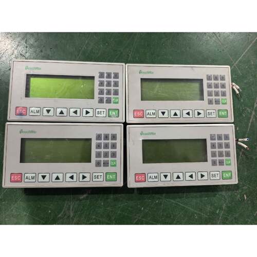 议价信捷文本屏，型号OP320-A成色如图，4个单价，不