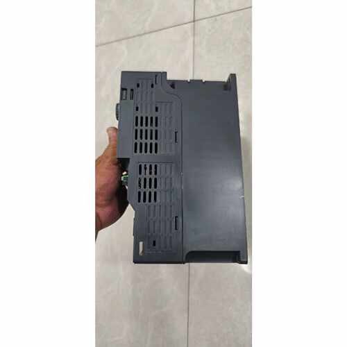 议价拆机英捷思变频器一台，Y300-YS0150G3，15kw/