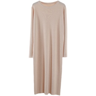 2025秋冬显瘦圆领短袖坑条针织中长款连衣裙韩版直筒宽松打底裙子