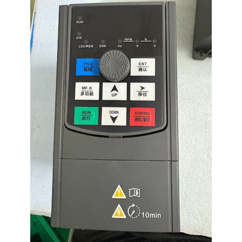 询价-德佛斯变频器FS1000-0R75G/1R5P，三相380V