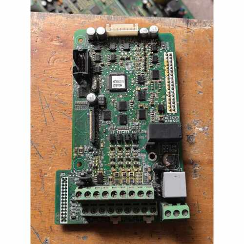溢价-汇川CS700变频器主板型号MST552KZ1品