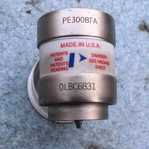 议价PE300BFA 氙灯，美国原装，型号0LBC6831，实物维修