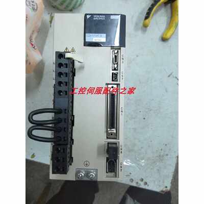 议价SGDV-5R5A01A/05A/11A/21A/15A安川驱动器全新原装询价