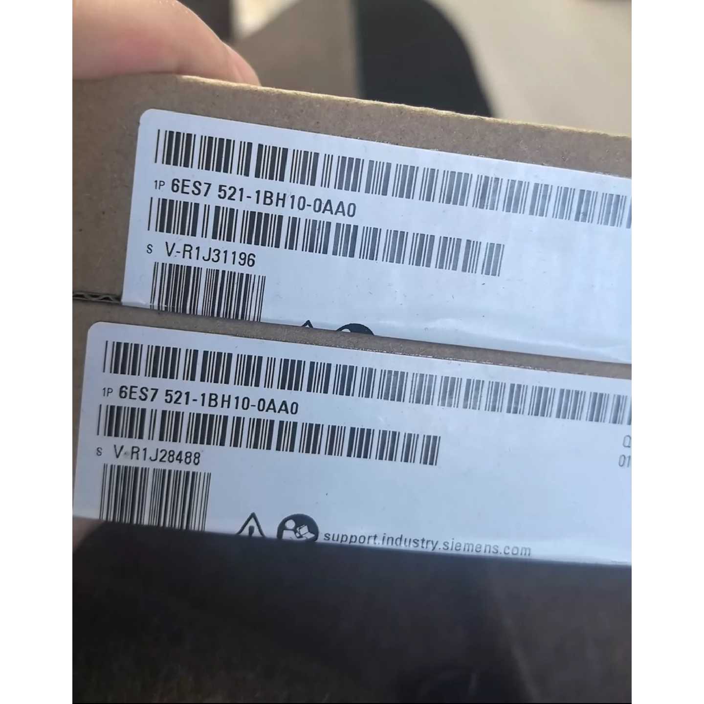 议价6ES7521-1BH10-0AA0数字输入模块16DI西门子521 6ES75211BH10