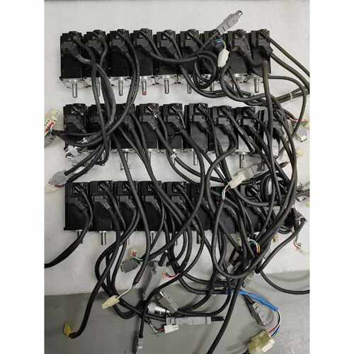 询价SGMMS-01ADC6S，100w，90，SGM7J-01