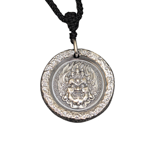 999足银黑财神吊坠纯银大黑天实心吉言圆牌锤纹复古做旧挂件礼物