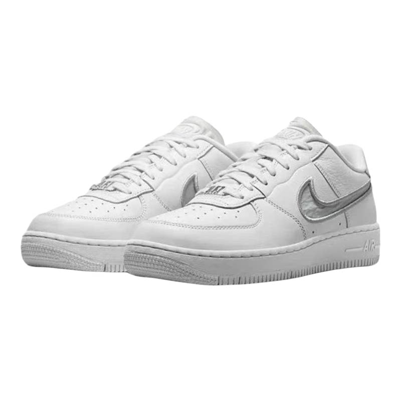 Nike/耐克 Air Force 1 女子舒适耐磨百搭休闲运动板鞋CZ0270-106