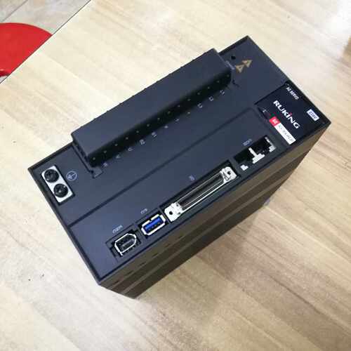 儒竞 伺服驱动器 成色95新 SEA3-30LRCP 测试—议价