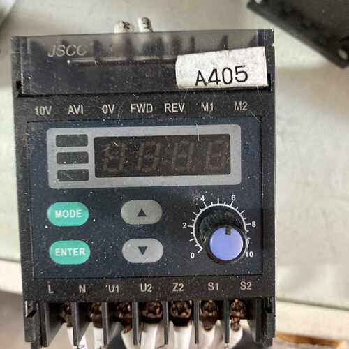 议价JSCC精研调速器 内置式调速器 SK200E可接PLC控制6W-200W现货