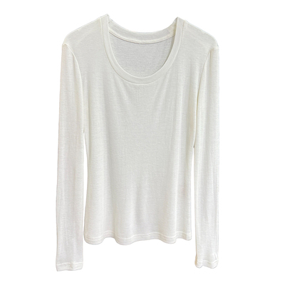 轻薄柔软羊毛圆领长袖针织打底衫