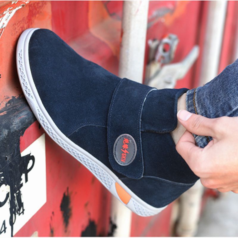 无钢头劳保鞋男电焊工作鞋轻便休闲透气软牛筋底防烫非电工绝缘鞋