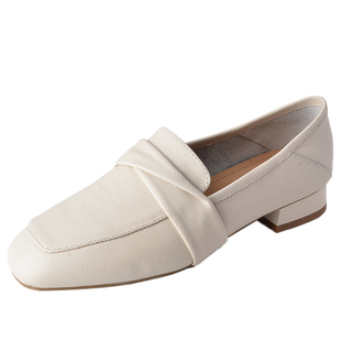 达芙妮乐福鞋女2026新款真皮单鞋平底女鞋软皮春季豆豆妈妈小皮鞋