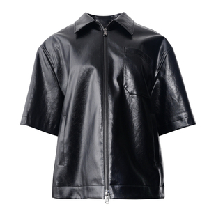 Girdear/哥弟酷感简约风帅气复古翻领高级时尚感短袖皮衣140106