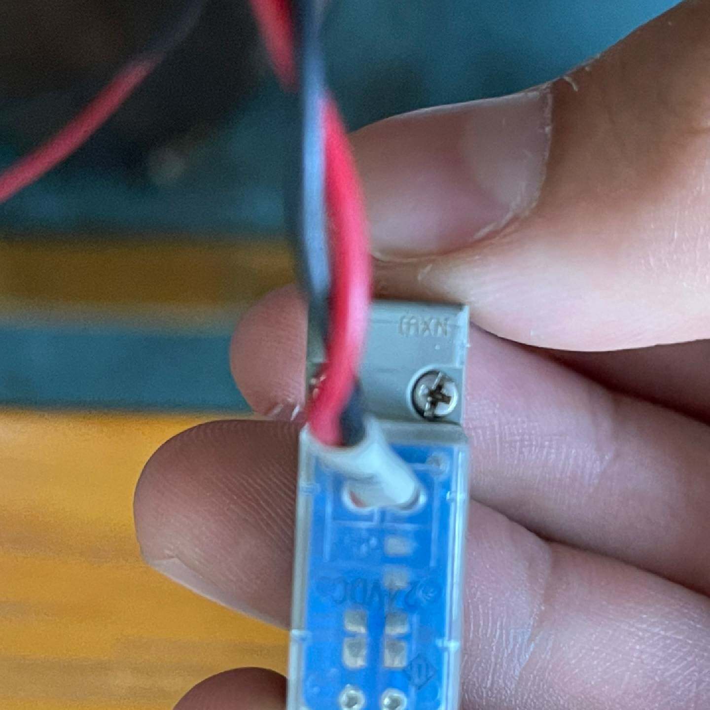 【议价】SMC电磁阀24V线圈，功能正常，配螺丝，大量现货 直接出
