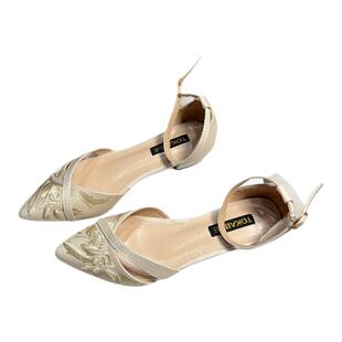 复古刺绣花汉服鞋旗袍鞋2026春夏季新款尖头粗跟中跟包头凉鞋女鞋