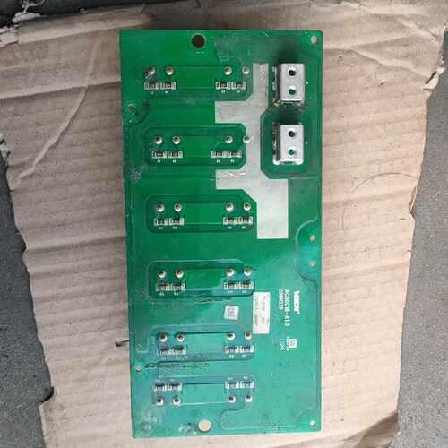 询价-变频器电容，400Ⅴ680uF，，AC80C18
