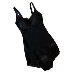 四季薄紧版强压收腹塑身美体收肚无钢圈托胸侧收副乳吊带连体内衣