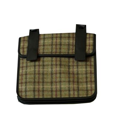 winnow邮差包毛呢格子复古MOON