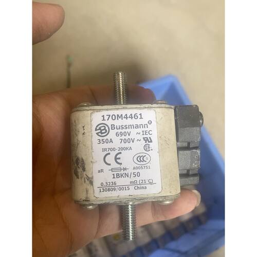 IR700-200KA Bussman 巴斯曼 保险丝熔断器
