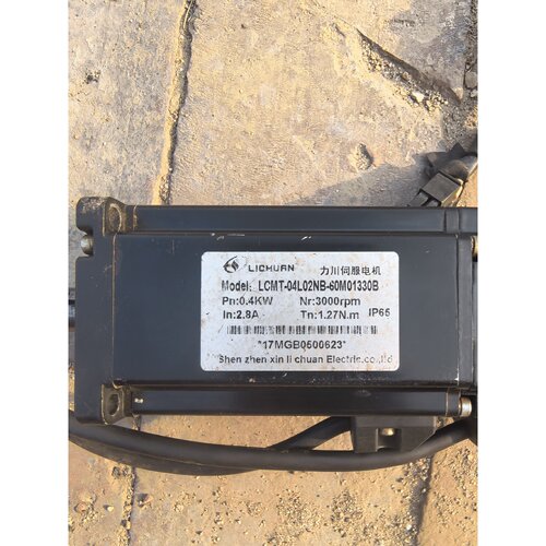 议价力川伺服电机型号:LCMT-04L02NB-60M01330