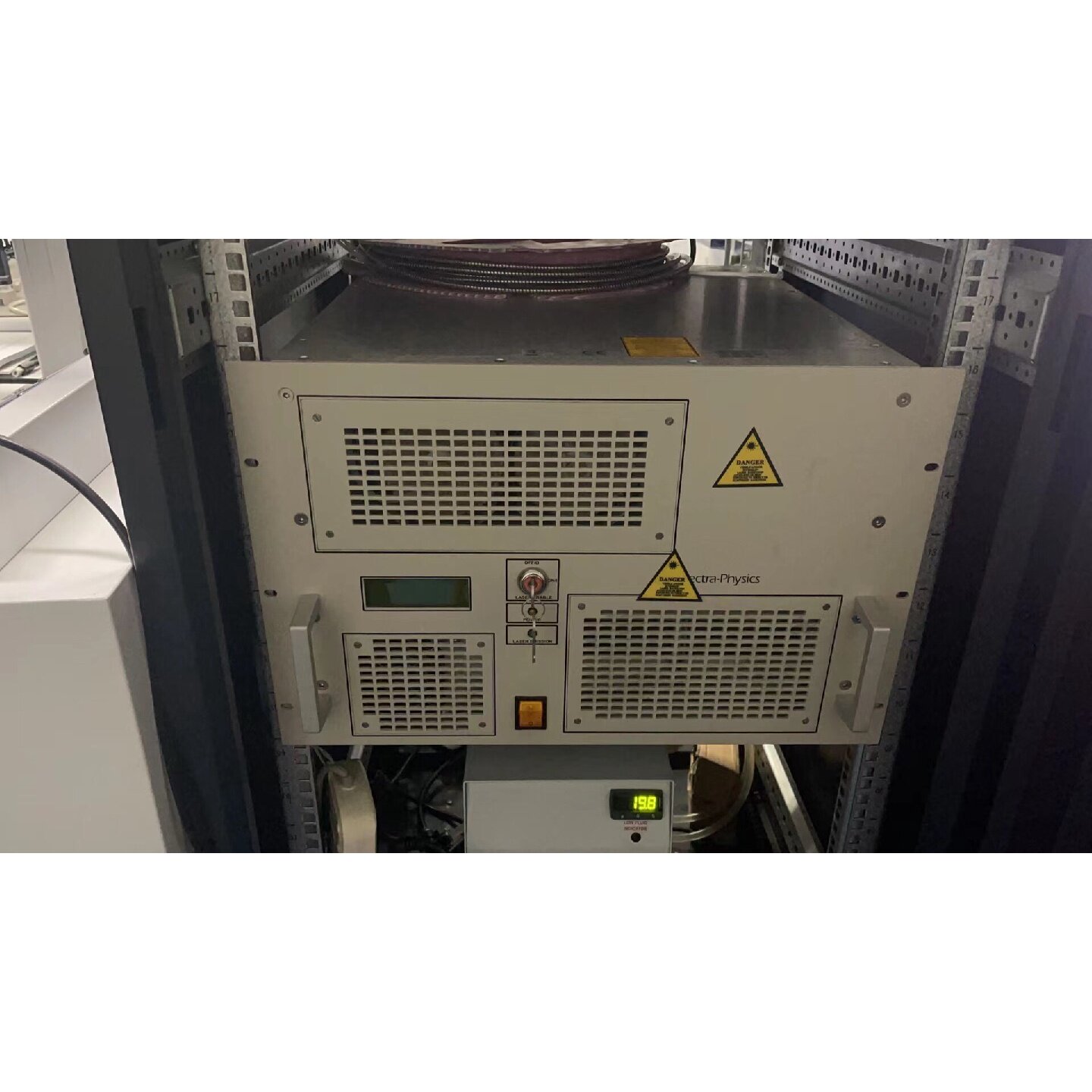 议价半导体技术服务专注于激光器系统故障能量下降问题排除Sp维修图片