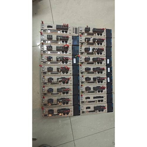 询价-伟创驱动器SD700-3R3A-EA   不