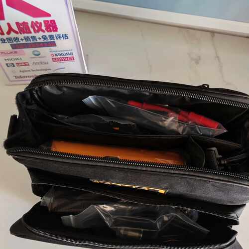 福禄克  FLUKE 125B工业示波器，几乎全新，配件齐全议价