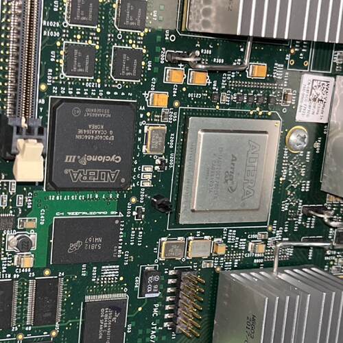【询价】Ep1AGX20CF780  PEx8648 EP3c40F适用
